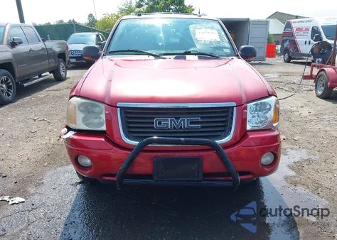 2005 GMC Envoy Slt from USA, damaged, VIN 1GKDT13S052170273